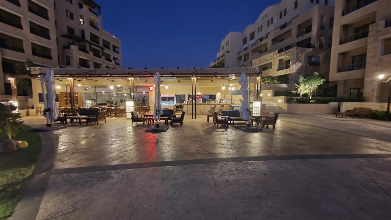 Comfy Stays Sea View Apartments At Deadsea Samarah Resort Sweimeh Екстериор снимка