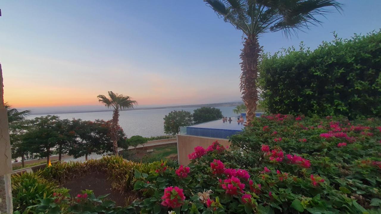 Comfy Stays Sea View Apartments At Deadsea Samarah Resort Sweimeh Екстериор снимка