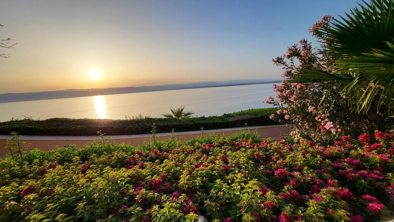 Comfy Stays Sea View Apartments At Deadsea Samarah Resort Sweimeh Екстериор снимка